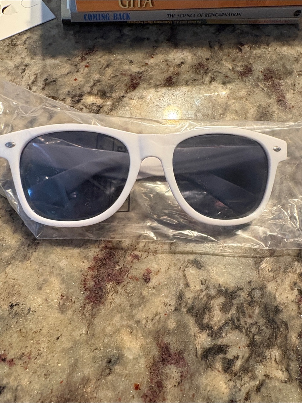 Telemundo White Wayfarer Sunglasses with Dark Lenses